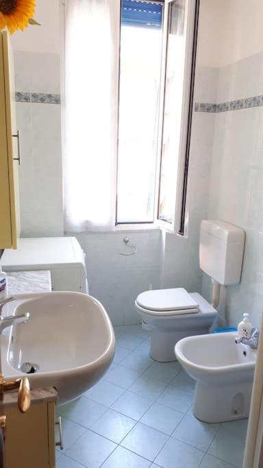 Sunny And Lovely - Free Wifi Apartment *